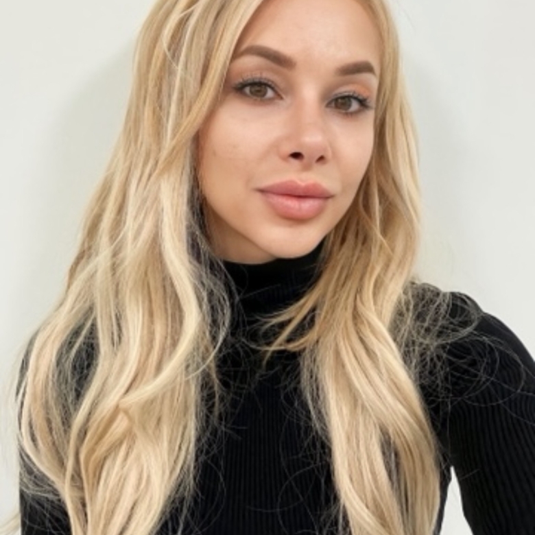 Карина Иванова